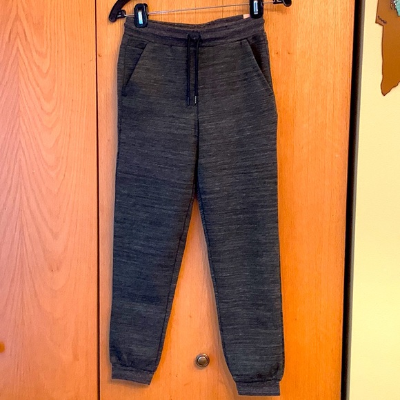 New with tags UP size 10 / 12 gray marled drawstring elastic waist jogger pants - Picture 4 of 7